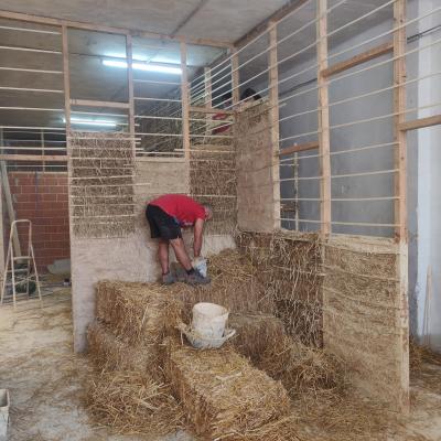 Construccin Con Paja 0